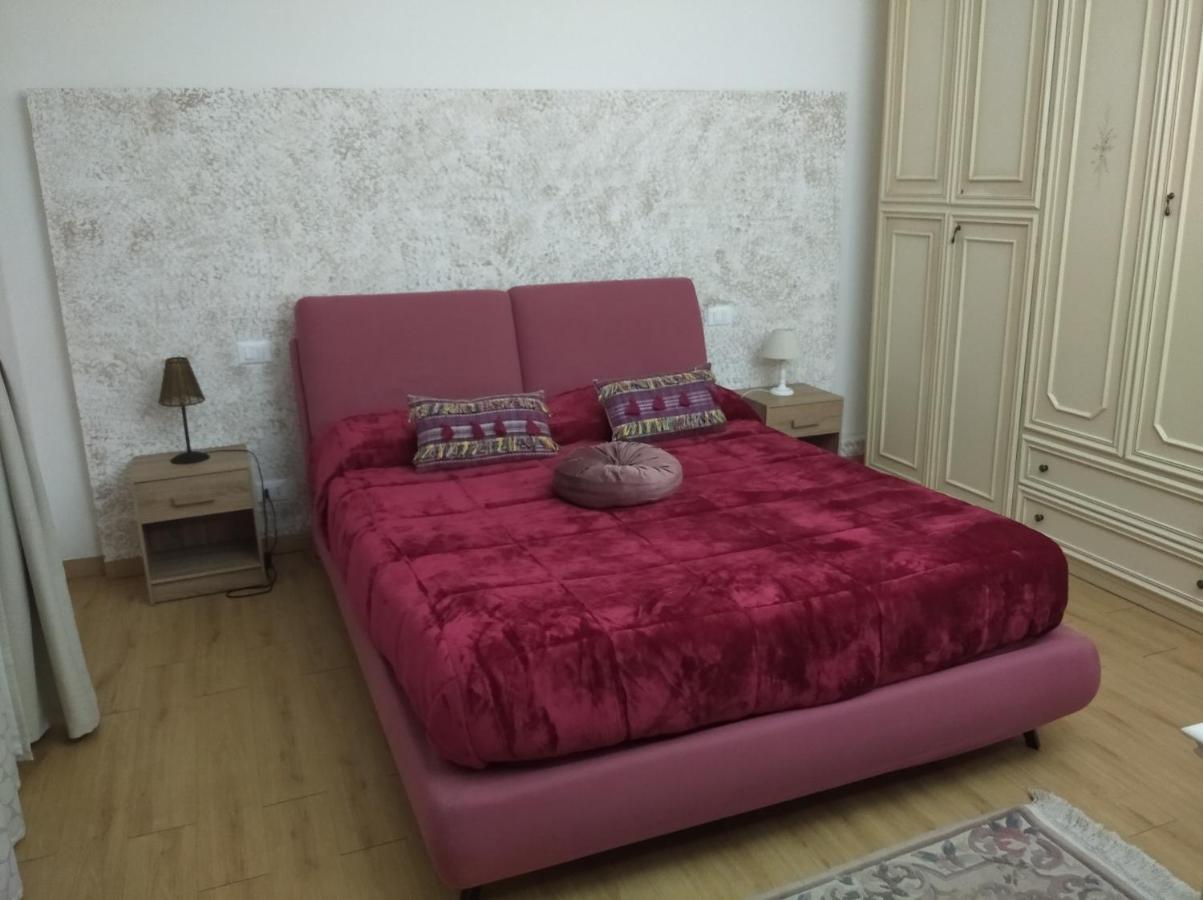 Appartamento Grey Арецо Екстериор снимка