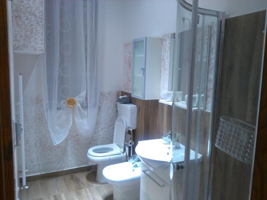 Appartamento Grey Арецо Екстериор снимка